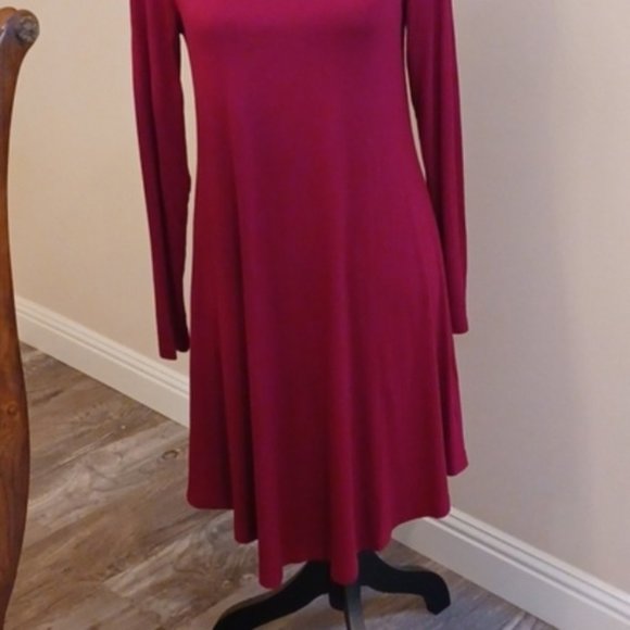 Dearcase Women's Dress Burgundy Wine, Stretchy Knit, Size M - Picture 3 of 6